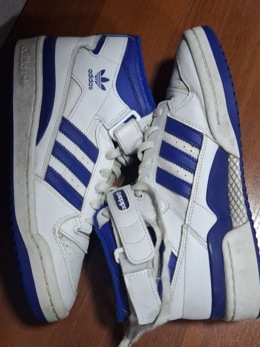 Продам, кроссовки adidas Forum low