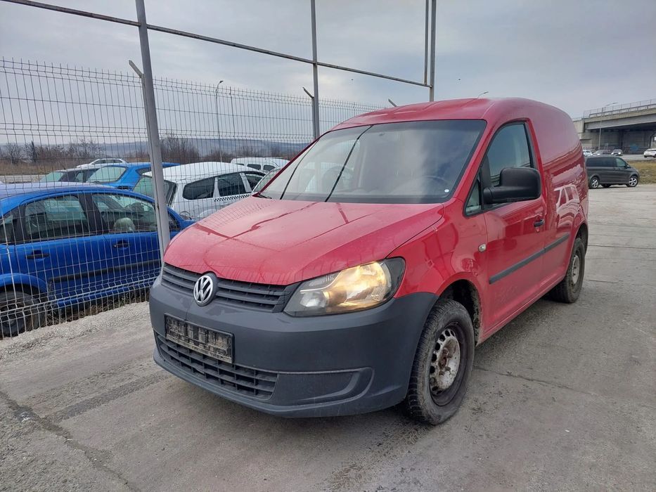 Dezmebram Volkswagen Caddy, an 2012, 1.6 TDI  cod CAY, cutie manuala