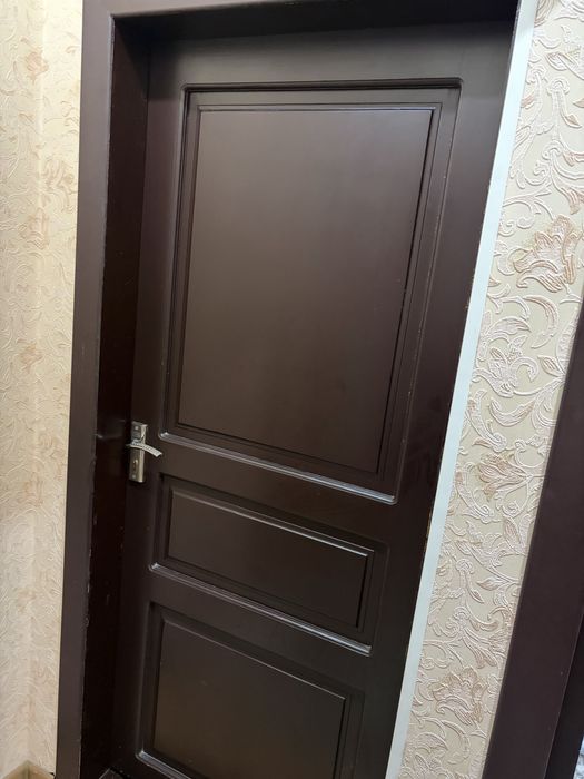 Еғоч эшиклар б/у