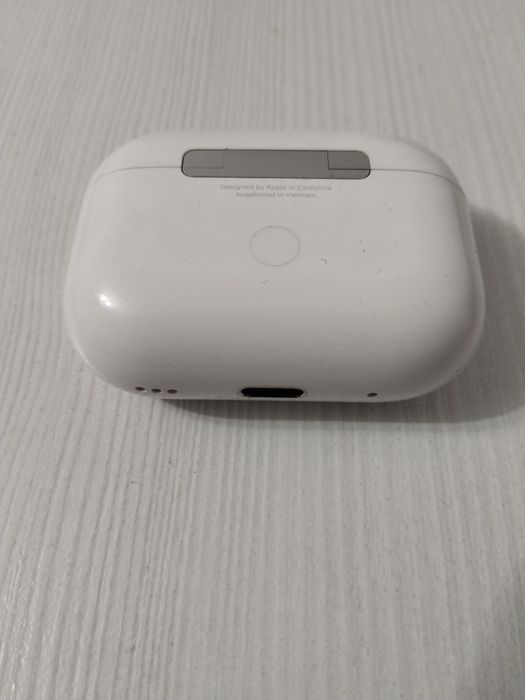 Airpods pro 2, кейс оригинал