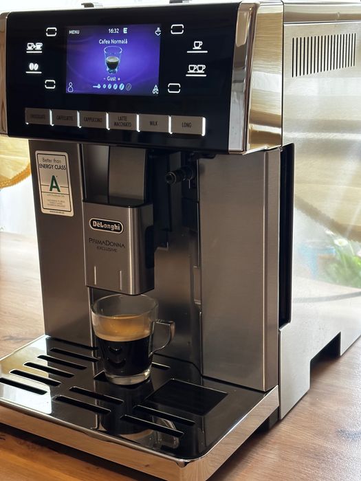 Delonghi Primadonna Exclusive mașina de cafea automata