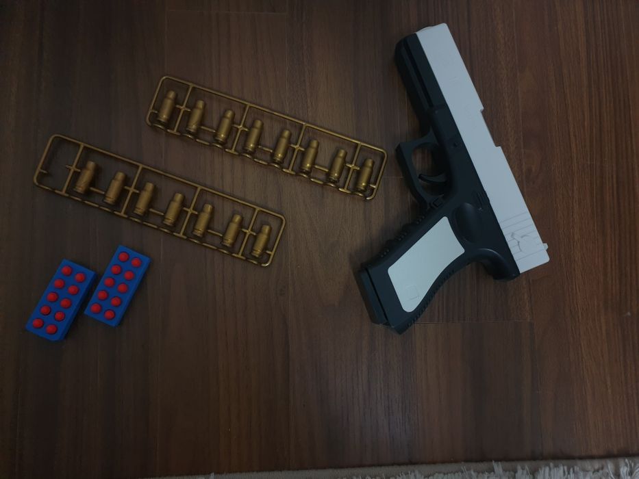 игрушечный glock, игрушечный пистолет
