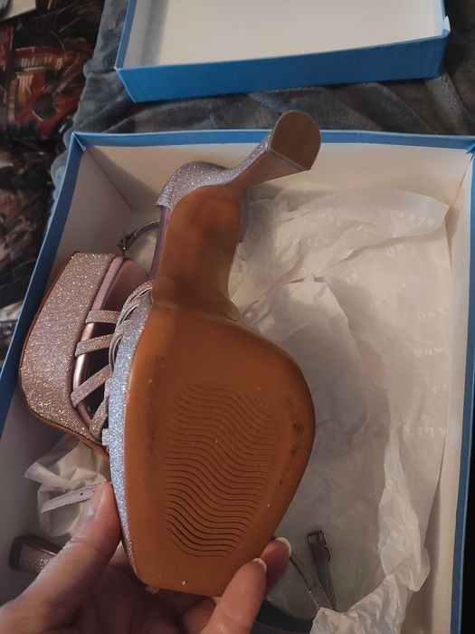 Официални обувки