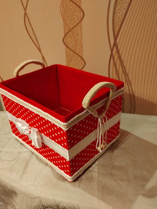 Ръчно изработени кутии за бебешки и детски принадлежности