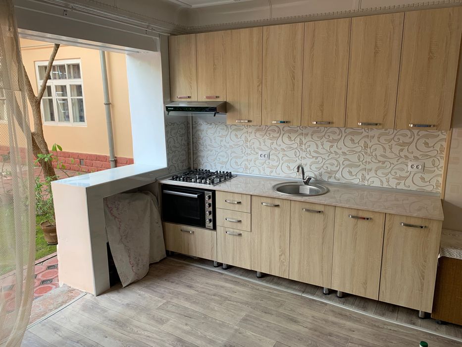 Продаётся дом 3 сотки (17м фасад) в центре города