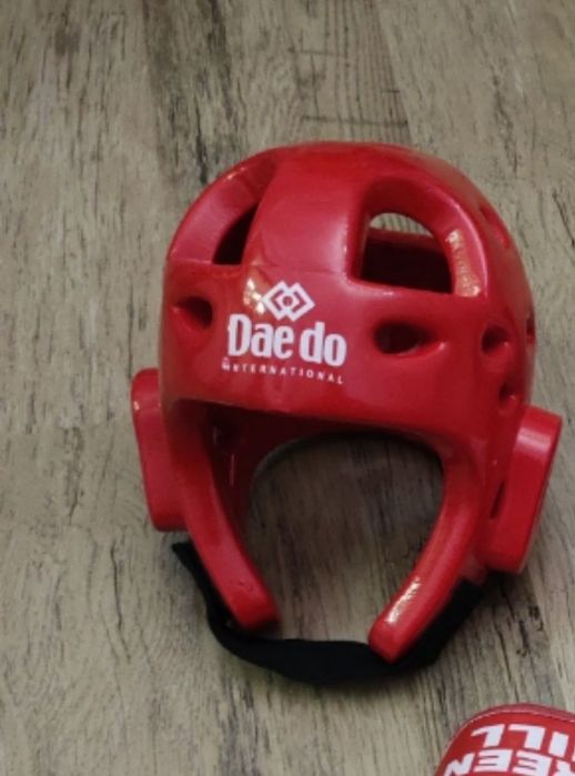 Шлем для таэквондо