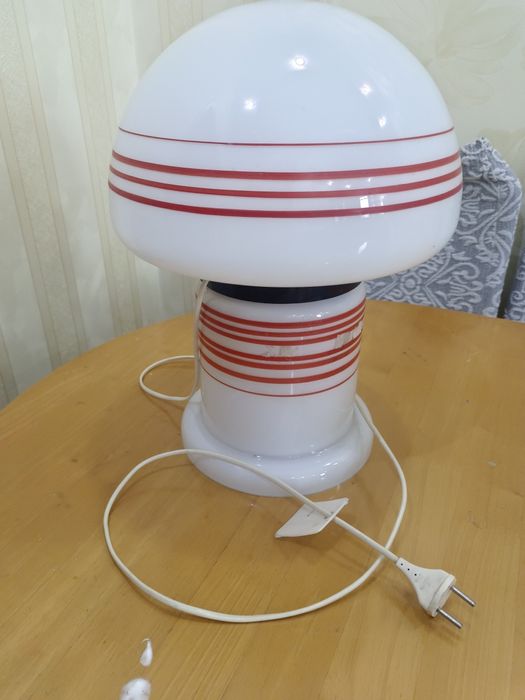 Светильник 1989 года.