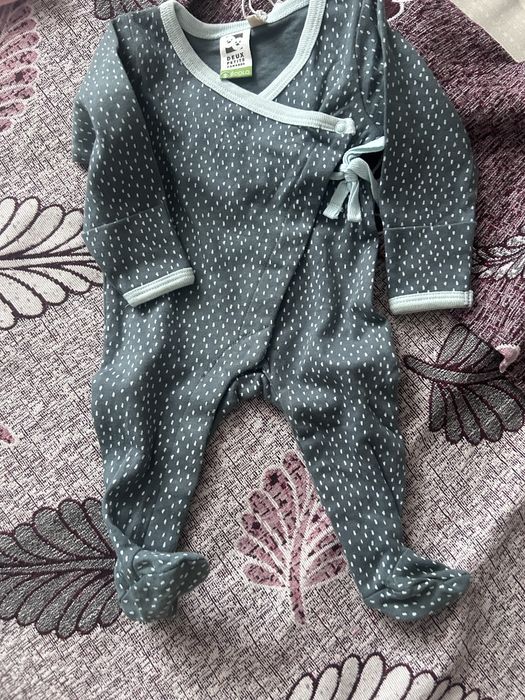 Продам детские вещи