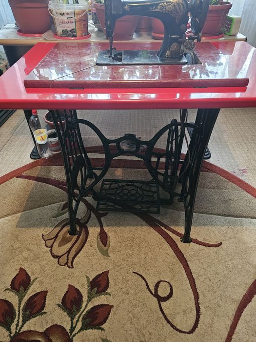 Masina de cusut Singer  funcționala