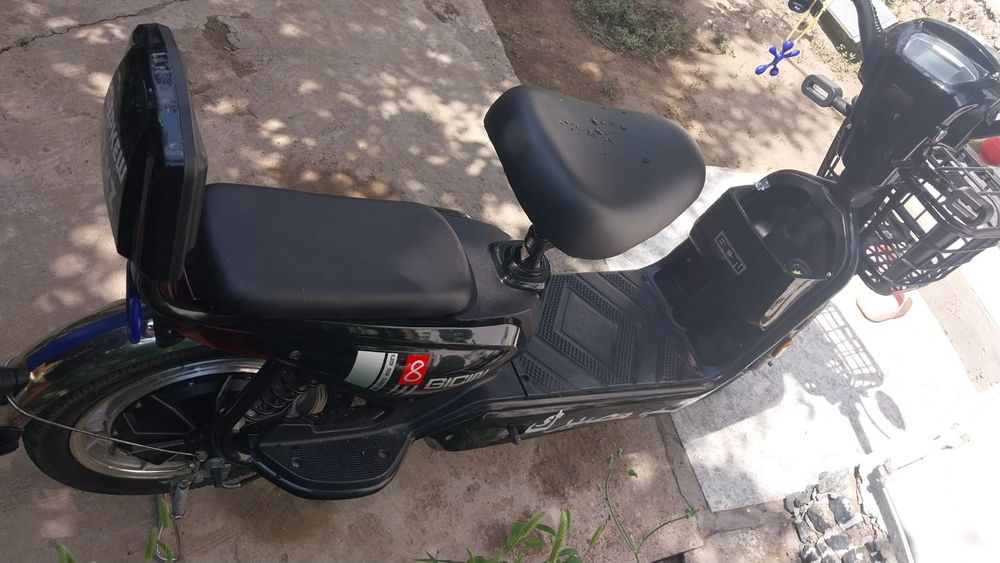 Мафет сатылады 1 жыл