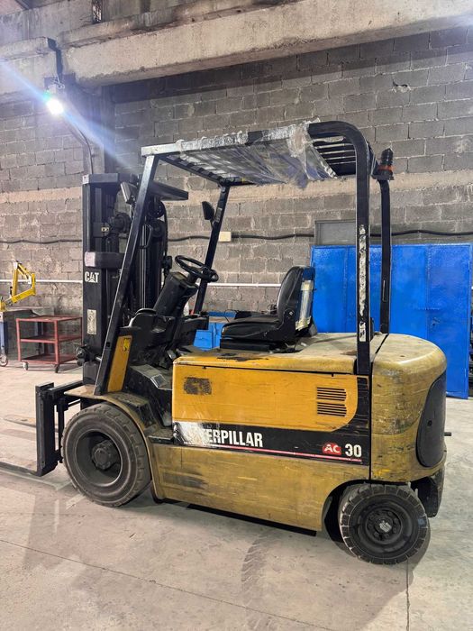 CATERPILLAR electric motostivuitor