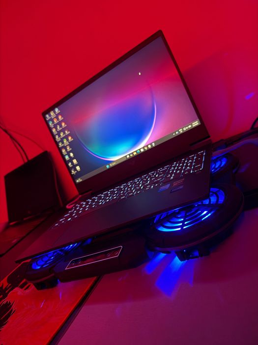 HP Victus 16 RTX 4070 i7-13620H 144Hz + Cooler + Mouse