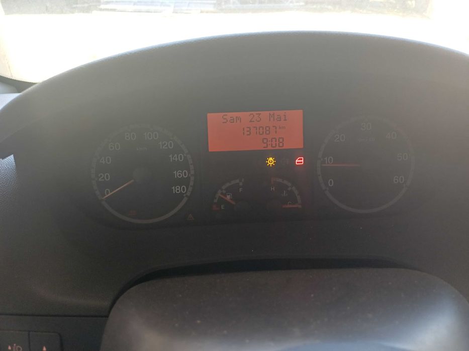 Autoturism Peugeot Boxer 2.2 hdi