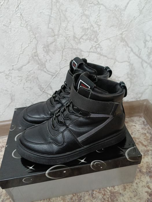 Ботинки на мальчика