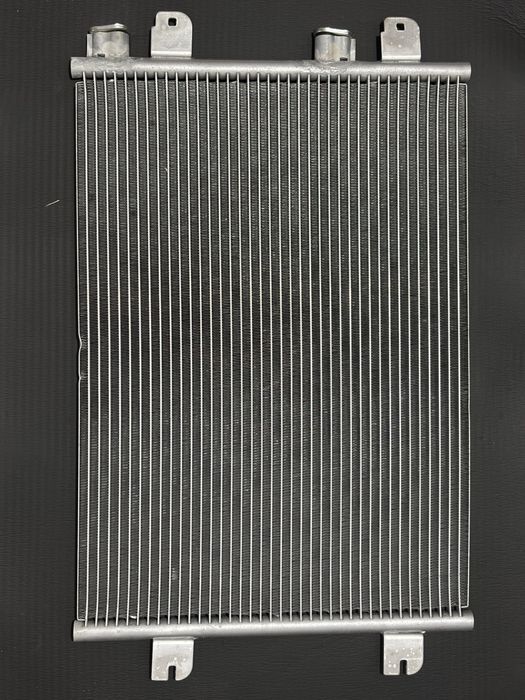 Vând condensator/radiator de aer condiționat pentru Dacia Logan I 1.5 dCi, 1.5 diesel (1461 cm³).