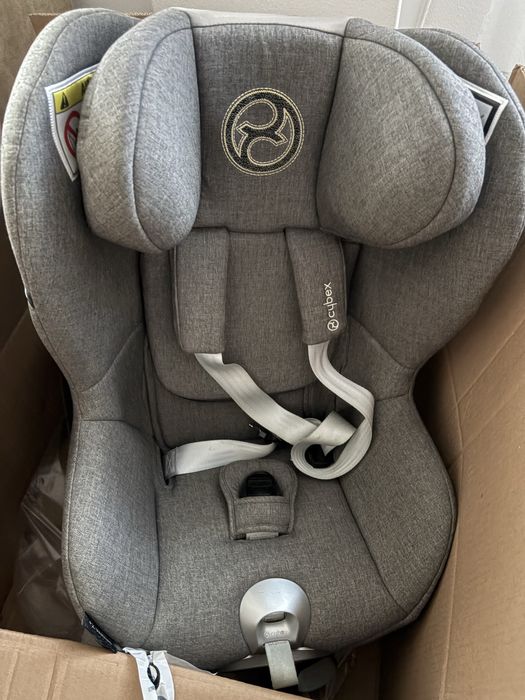 Cărucior Cybex 3 în 1 – cărucior sport + scoică + scaun auto + suport