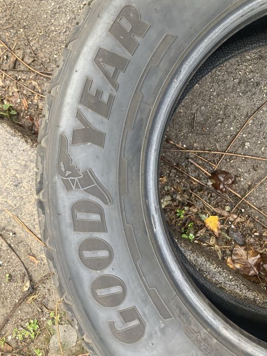 Летни гуми 255/65/18