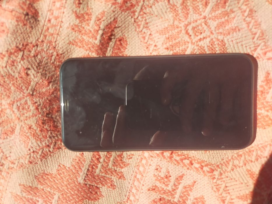 Айфон 11 срочнаааа