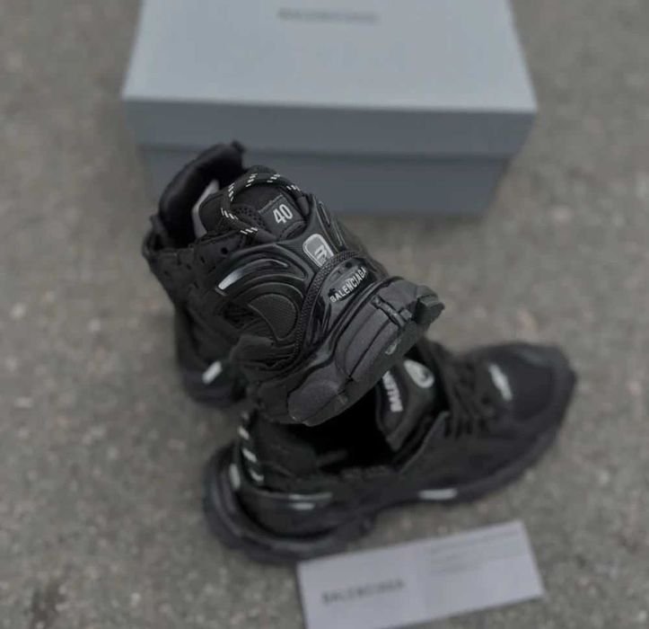 Balenciaga Runner