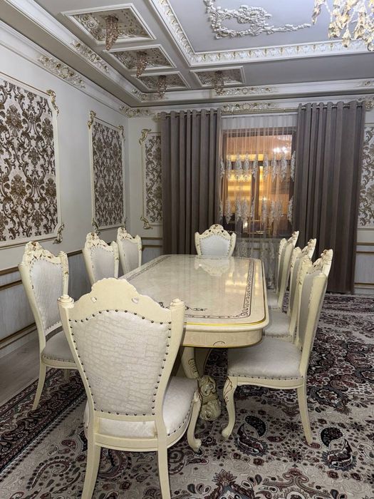 Stol stullar sotiladi