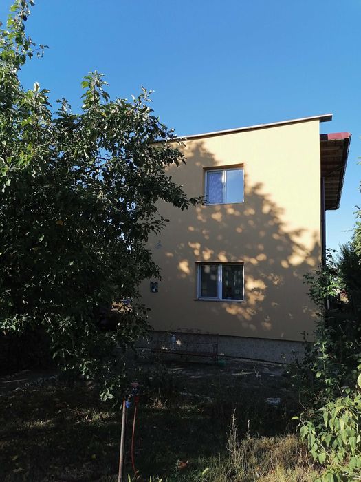 Casa nou comuna buzoesti teren 1765 mp,livada pomi fructiferi +anexa