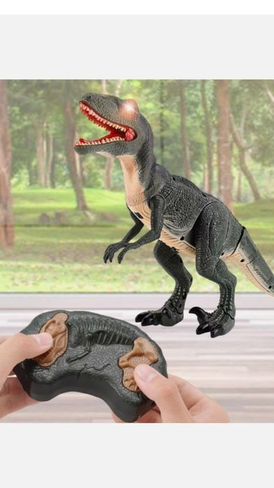 Продам игрушку на пульте управления Динозавр