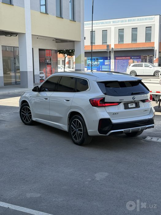 Bmw ix1 25год 25L 18тыс пробег Заводской окрас Любые проверки