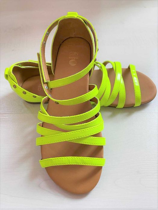 ADIDAS NEO нови ориг. сандали от Англия