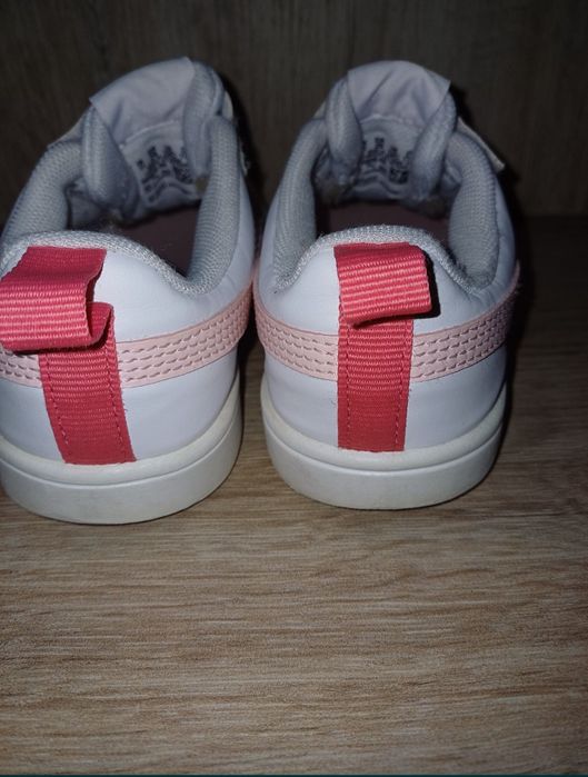 Адидас, Пума  29-ти номер