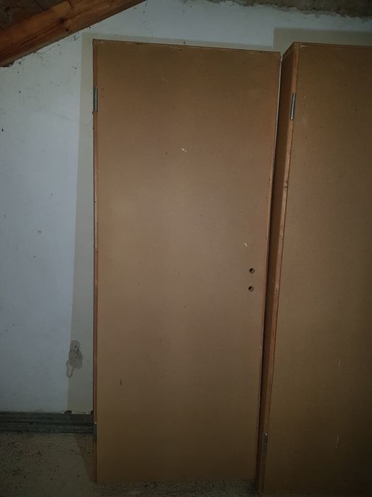 Интериорни врати