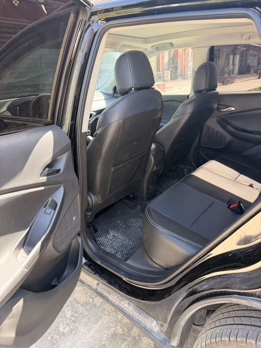 Трекер сотилади