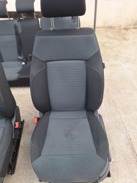 Салон /седалки +кори Vw polo 6R1