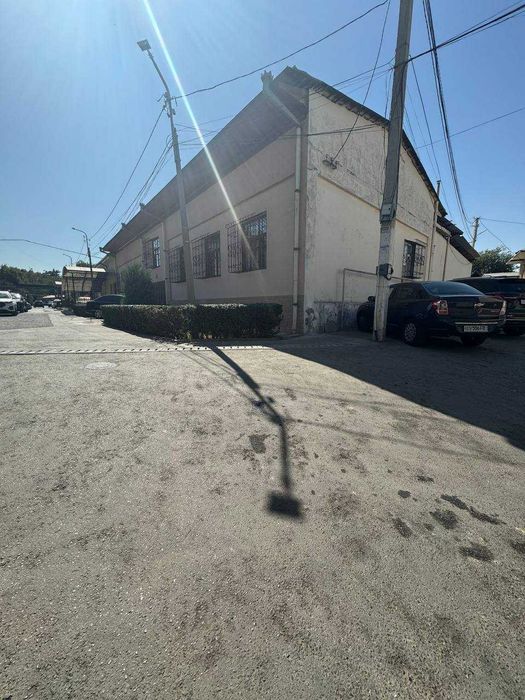 ПРОДАЕТСЯ_ДОМ ЗЕМЛЯ на Ул Нурафшан Доктор Д  Соток 6,9  Комната: 8