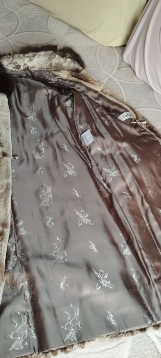 Продам норковую шубку