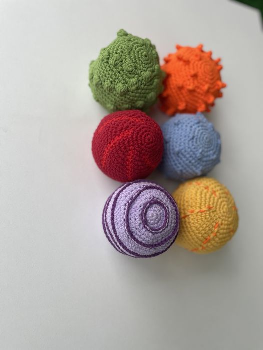 Монтесори сензорни топки