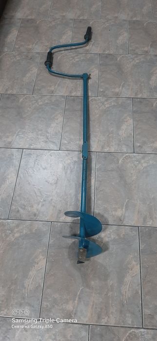 Ледобур советский