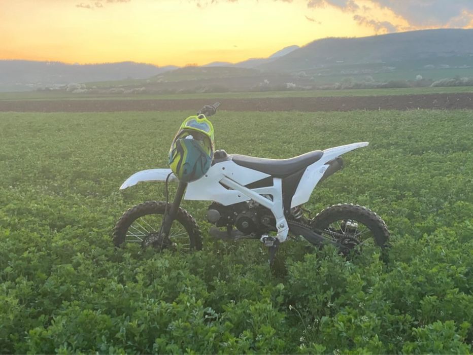Cross kxd 125 4t