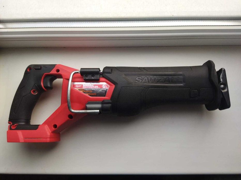 Cабельная пила Milwaukee M18 FUEL