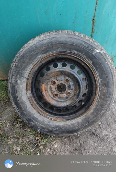 Продам запаску колесо. 185/70/13