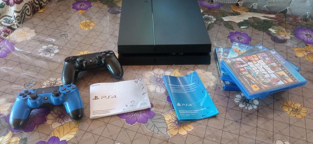 Sony PlayStation 4