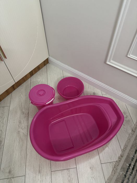 Тазик розовый.