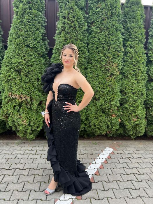 Vand rochie de seara