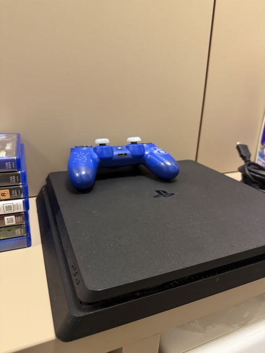 vand ps 4.        .