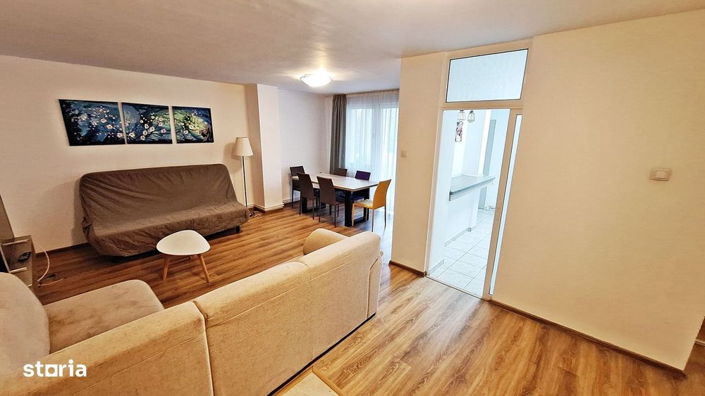 Centrul Civic, aproape de AFI, 3 camere mobilate, 160000 euro