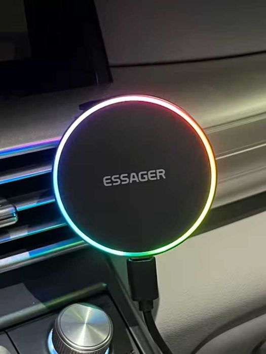 Стойка с магнитно безжично зарядно за кола 15W Essager