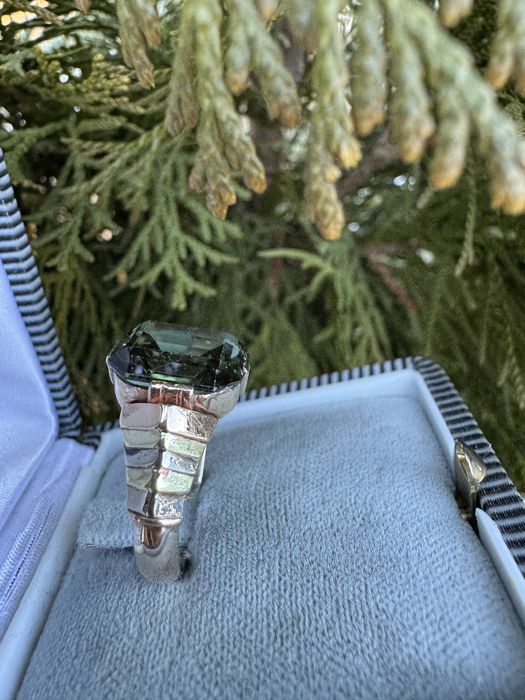 Inel din aur si turmalina