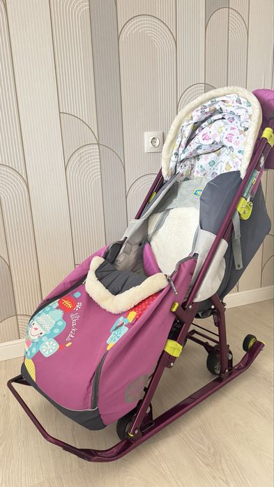 Санки-коляска фирма Ника