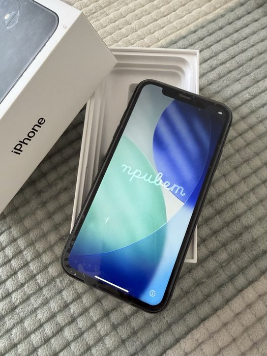 Продаю Iphone 11