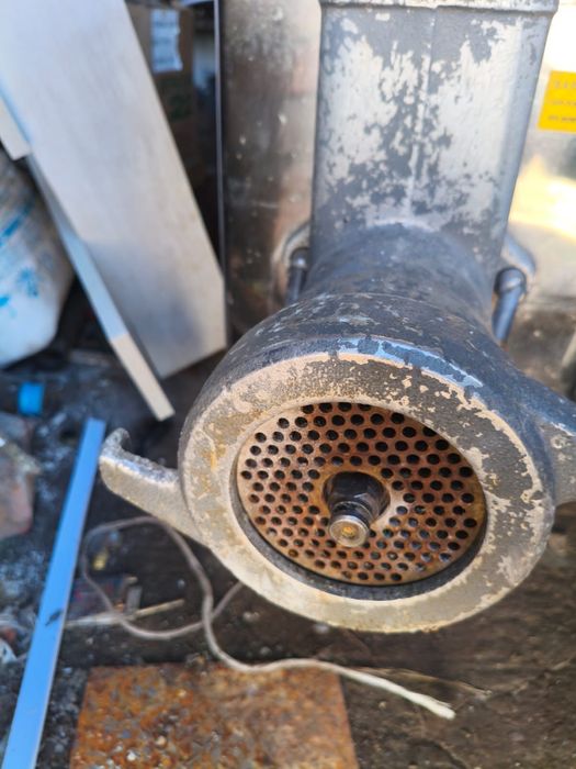 Мясорубка МИМ 600