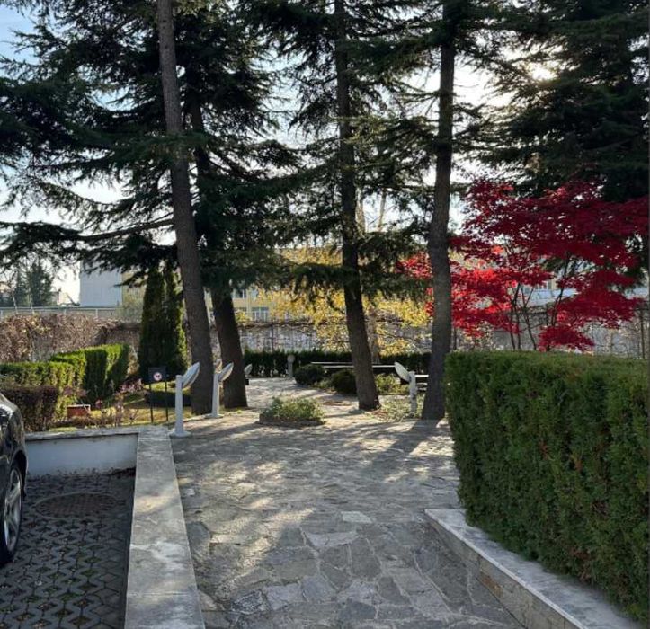 Продава се Двустаен апартамент в Варна, Център - 57 кв.м за 1432 €/кв.м - Снимка #14